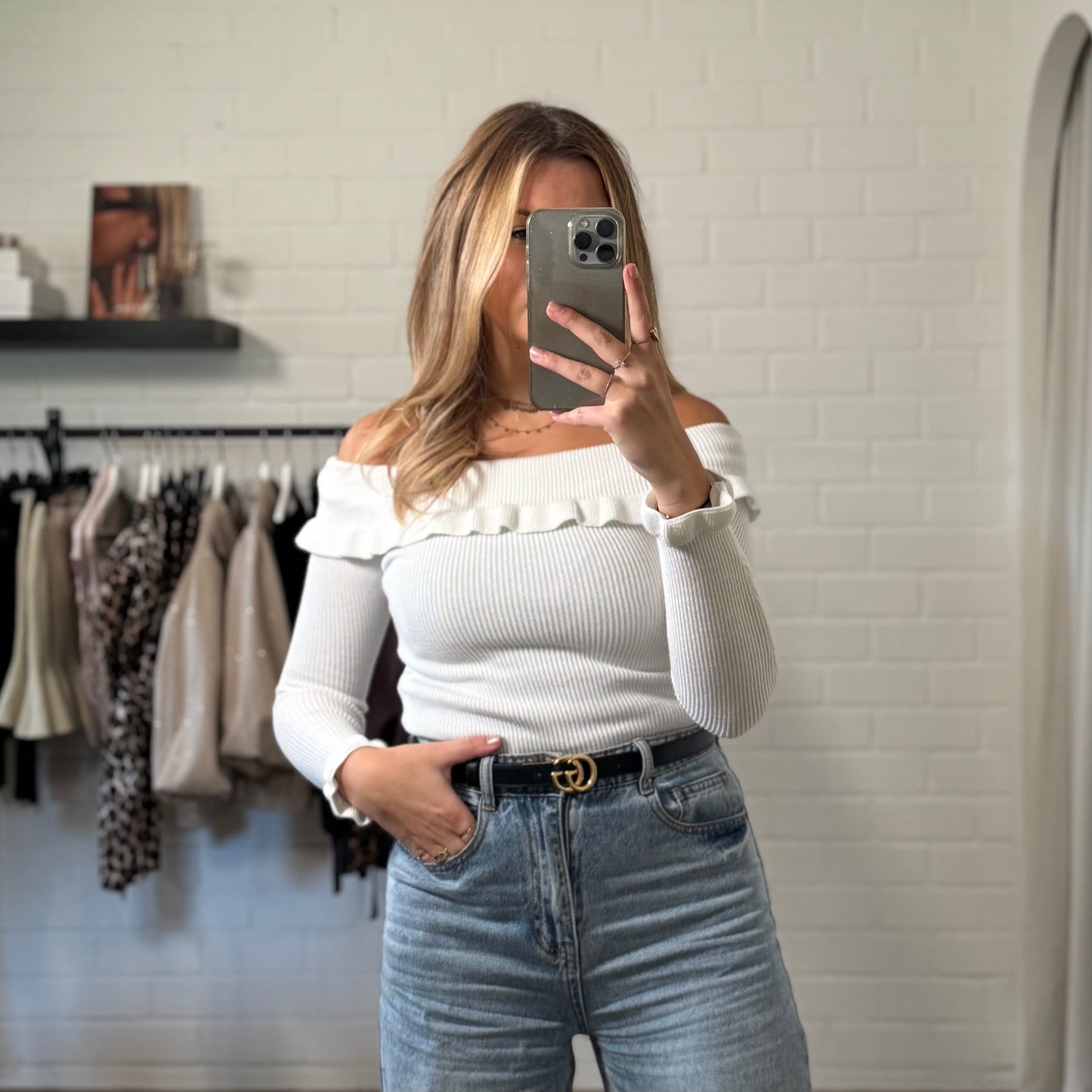 Off shoulder top | wit